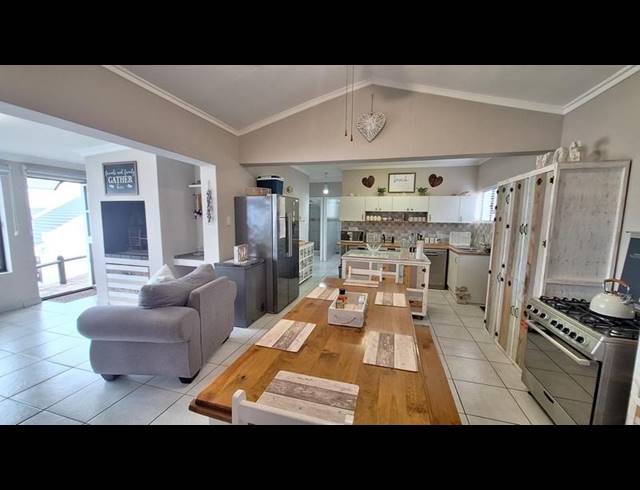 2 BEDROOM TOWNHOUSE FOR SALE IN TERGNIET